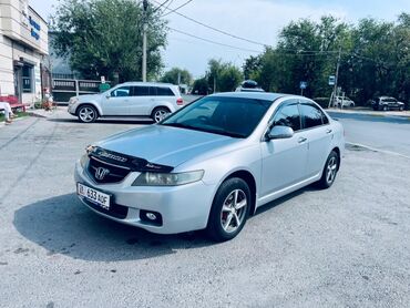 машина прадайу: Honda Accord: 2005 г., 2 л, Автоматические, Бензин, Седан