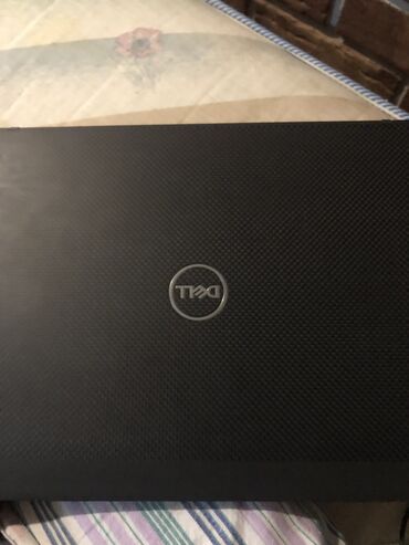 Dell: İşlənmiş Dell 13.3 ", Intel Core i5, 256 GB, Ünvandan götürmə