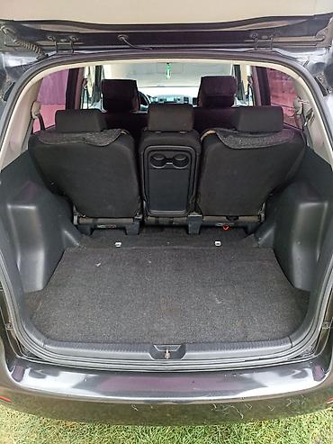 voxy noah: Toyota Corolla Verso: 2002 г., 1.8 л, Автомат, Бензин, Минивэн — 3