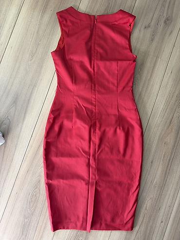donna line: BALAŠEVIĆ Elegantna crvena haljina bez rukava, kroja olovka (midi — 2