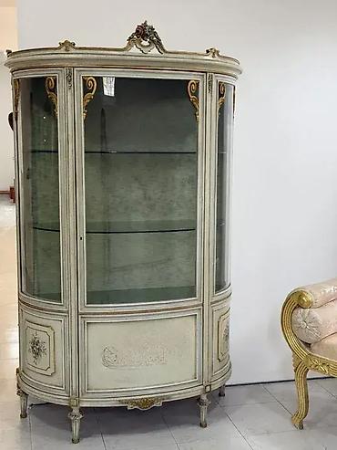 natuzzi komode: Stilska vitrina / kristalijera Venecijanski barok 🪞 Dobro stanje — 5