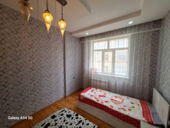 Uzunmüddətli kirayə mənzillər: Yeni Yasamalda📍tam temirli 3 otaqli menzil kiraye verilir Menzil 20 — 16