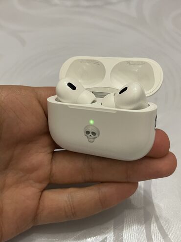 apple qulaqlıq: Air Pods Pro 2 generation (magsafe) kabelsiz case zaradka yığmaq