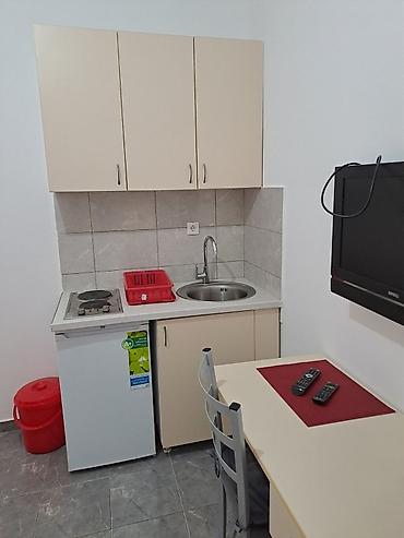 nekretnine oglas: Zemun, Nova Galenika, izdajem sobu Zemun, naselje Nova Galenika — 4