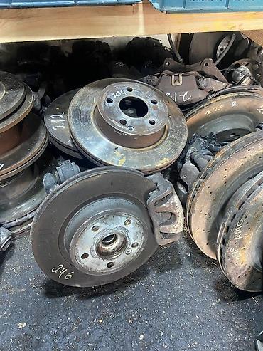 Digər əyləc sisteminin detalları: "Mercedes" əyləc diski Şəhər: Bakı Elanın növü: Ehtiyat hissələri — 2