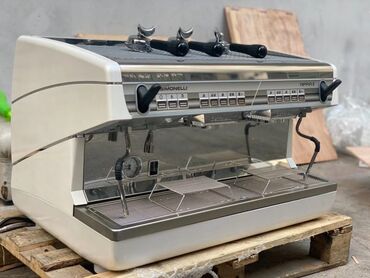 жумуш кафе: Кофемашина 
Nuova Simonelli appia 2