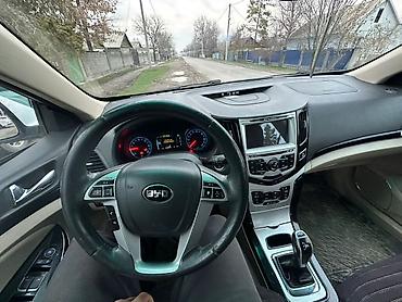 BYD: BYD E5: 2017 г., Автомат, Электромобиль, Седан — 7