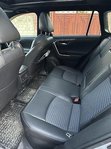 model y: Toyota RAV4: 2021 г., 2.5 л, Гибрид, Кроссовер — 9