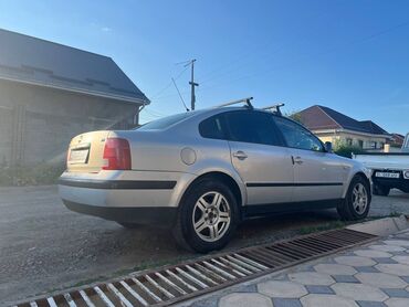 футболка 3 года: Volkswagen Passat: 2000 г., 1.8 л, Механика, Бензин, Седан