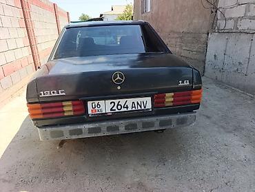 морда 210: Mercedes-Benz 190: 1990 г., 1.8 л, Механика, Бензин, Седан — 4