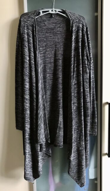 Kardiqanlar, jaketlər: Жакеты и кардиганы, б/у, надевались мало, в отличном состоянии. Все — 8