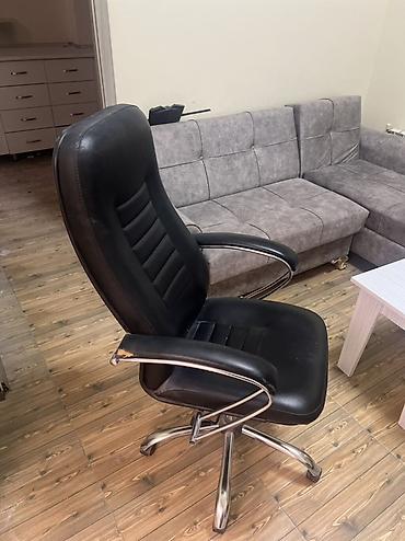 kreslo tek: Ergonomik ofis kreslosu - Material: süni dəri oturacaq və bel — 1
