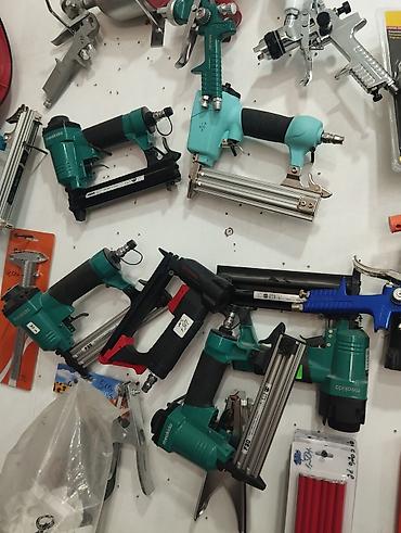 Pnevmatik tacker və mismar/şikəst vuran alətlər dəsti - Kompressorla lalafo.az -da Pnevmatik tacker və mismar/şikəst vuran alətlər dəsti - Kompressorla