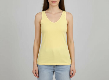 qumru t shirty: Basic, Women`s top, size S
