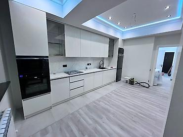 гранд виктория: 2 комнаты, 80 м², Золотой квадрат Элитка, 11 этаж, Евроремонт — 1