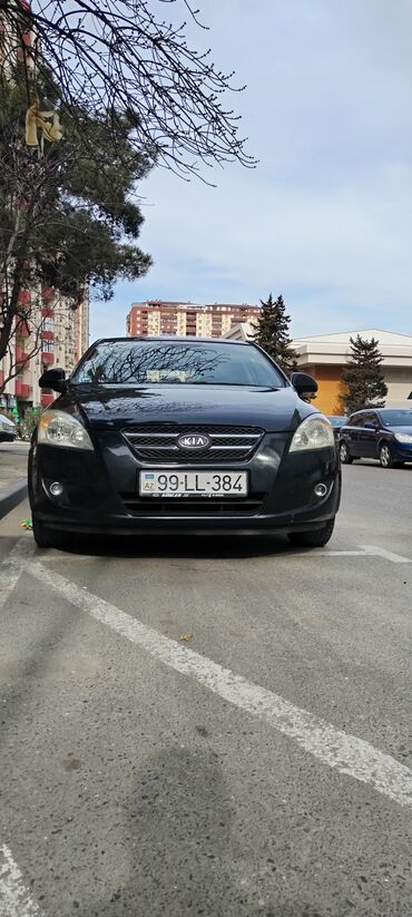 Kia Ceed: 1.6 l | 2007 il Hetçbek