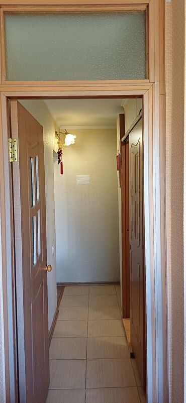 продаю связи с переездом: 3 комнаты, 60 м², 104 серия, 3 этаж