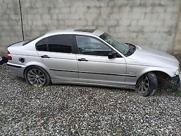 bmw 740il: BMW 3 series: 2 l | 1999 il Sedan — 2