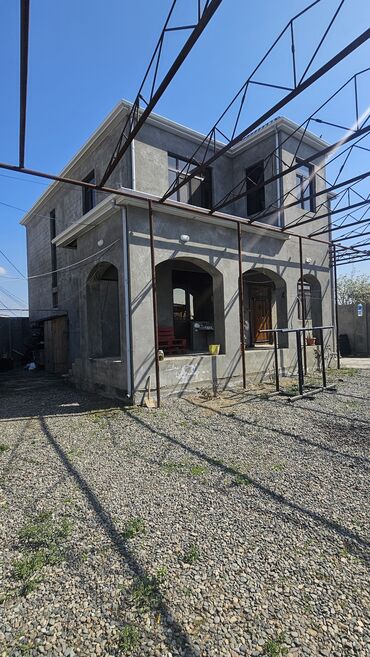 kupçalı həyət evləri: 7 otaqlı, 250 kv. m, Yeni təmirli