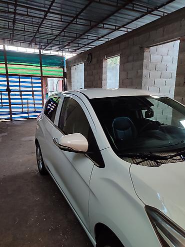 митсубиси спес стар: Chevrolet Spark: 2016 г., 0.1 л, Вариатор — 4
