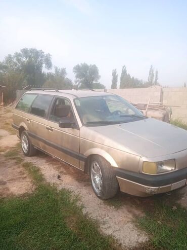 мапет цена: Volkswagen Passat: 1989 г., 1.8 л, Механика, Бензин, Универсал