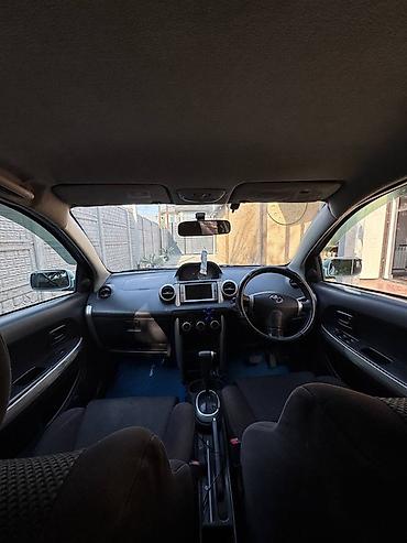 mark 90: Toyota Ist: 2003 г., Автомат, Бензин, Хэтчбэк — 5