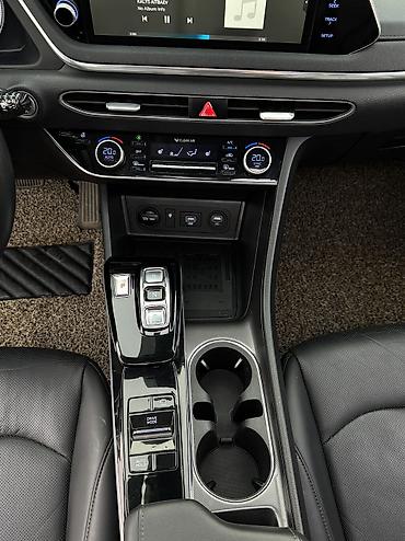 Hyundai: Hyundai Sonata: 2019 г., 2 л, Автомат, Газ, Седан — 19