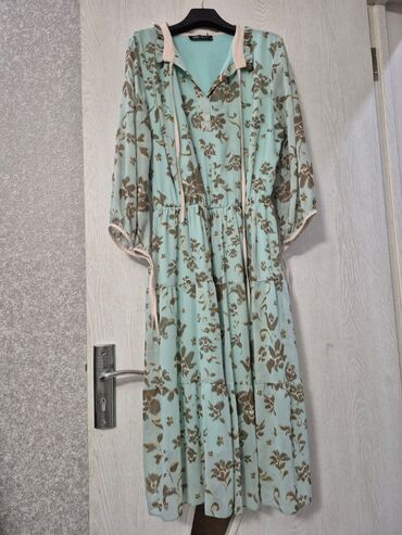 Dəstlər, kostyumlar: Qadın geyimləri dəsti – müxtəlif modellər 1) Qara rəngli, xırda ağ — 2