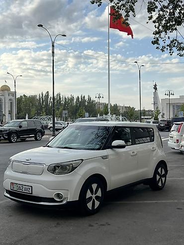 byd e9 1: Kia Soul EV: 2019 г., 0.4 л, Автомат, Электромобиль, Хэтчбэк — 3