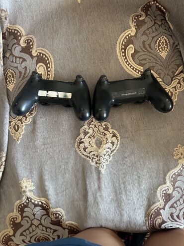 plesdeyşn 4: PlayStation 4Slim 500Gb Az istifadə olunub Heçbir problemi yoxdur