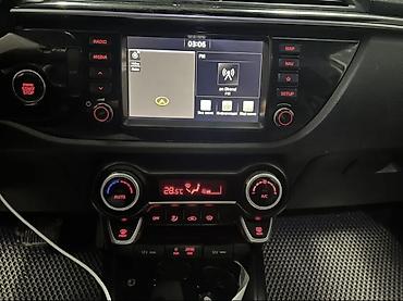 рассрочка авто минивен: Kia Rio: 2018 г., 1.4 л, Автомат, Бензин, Седан — 6