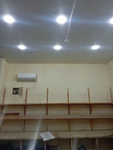 Mağazalar: Bakixanovdaicra yolunun ustundeki 16 mertebeli binanin 1ci — 6