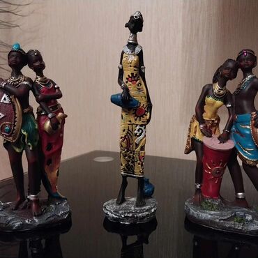 heykeller: Yeni afrikasayagi fiqurlar,10-25-30 aznferqli qiymetler