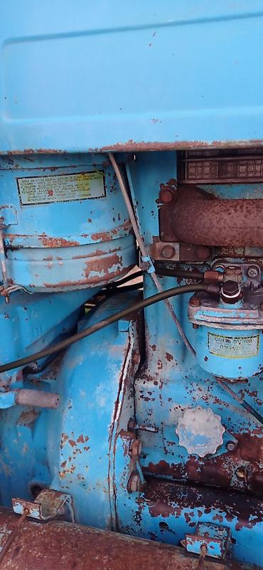 Traktorlar: Satılır traktor zavodu ili 1990 — 3