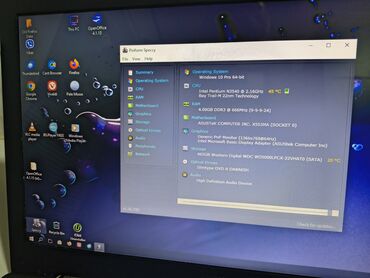 ASUS: Intel Pentium, 4 GB OZU, 15.6 " — 2