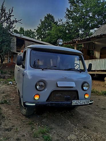 4 tekerlekli motor atv: UAZ-452 “Buxa” mikroavtobus - Kuzov: ağ rəngli, ikiqat arxa qapı, ön — 1