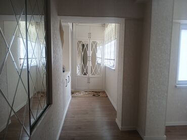 quba rayonu: Bakı, 3 otaqlı, Köhnə tikili, m. Gənclik, 84 kv. m