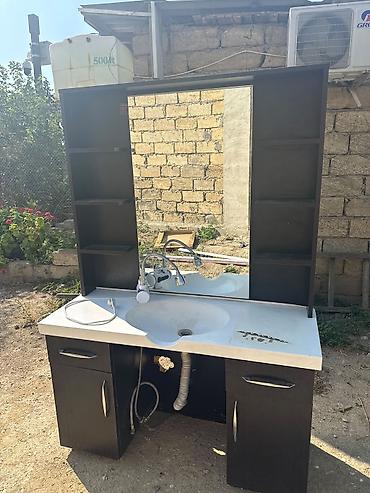 hamam ucun aksessuarlar: Hamam üçün lavabo mebeli dəsti - Geniş güzgülü üst vitrina: iki — 1