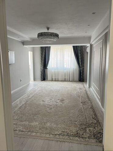 трех комнатные квартира куплю серии 105: 3 комнаты, 100 м², Элитка, 4 этаж, Дизайнерский ремонт