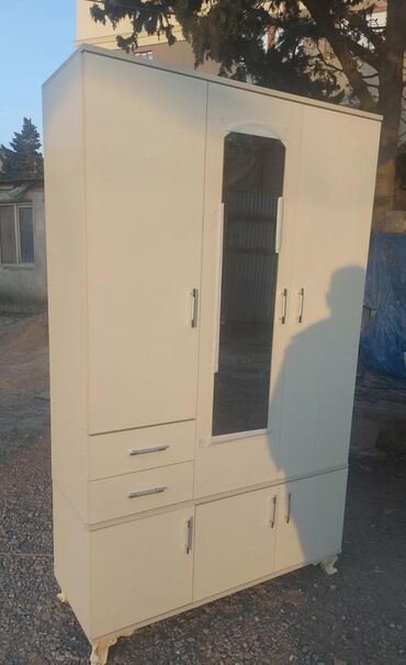 Dolablar: Yeni, Açılan, 3 qapılı Düz dolab, Qarderob, paltar dolabı, Azərbaycan -da lalafo.az — 8 Dolablar: Yeni, Açılan, 3 qapılı Düz dolab, Qarderob, paltar dolabı, Azərbaycan — 8