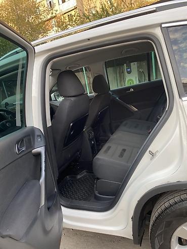 tiguan: Volkswagen Tiguan: 2009 г., 2 л, Автомат, Бензин, Кроссовер — 8