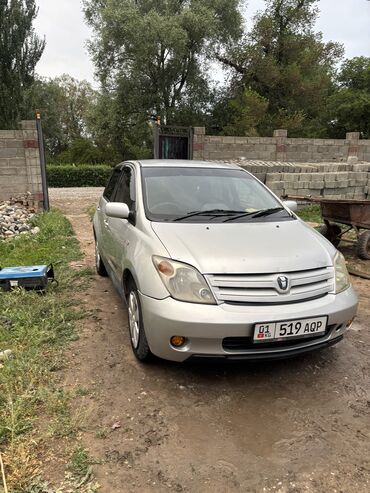 авто в рассрочку без первоначального взноса: Toyota ist: 2003 г., 1.3 л, Автоматические, Бензин