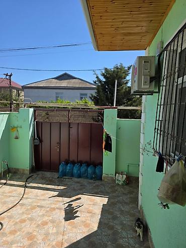 gence emlak ev: Həyət evi – kompakt həyət sahəsi və örtülü eyvan - Divarları açıq — 5