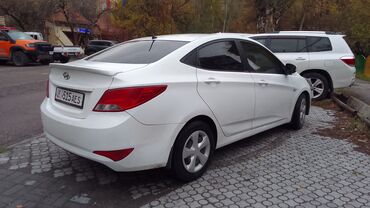 Hyundai: Hyundai Solaris: 2016 г., 1.4 л, Автомат, Бензин, Седан