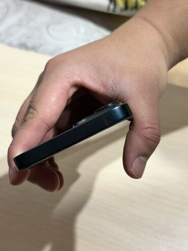 Apple iPhone: IPhone 14, Б/у, 256 ГБ, Midnight, Чехол, 78 % — 9