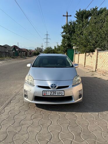 зарядное устройство для электромобиля: Toyota Prius: 2010 г., 1.5 л, Робот, Электромобиль, Хетчбек