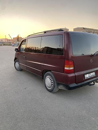 козырек спринтер: Mercedes-Benz Vito: 1999 г., 2.3 л, Механика, Бензин, Минивэн — 4