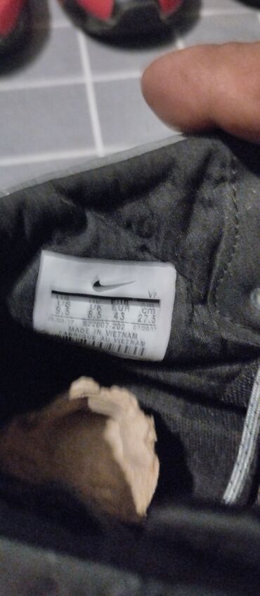 Mokasine: Mokasine, 39 — 36