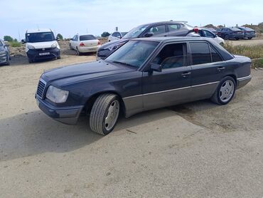 kredit masin mersedes: Mercedes-Benz E 220: 2.2 l | 1994 il Sedan