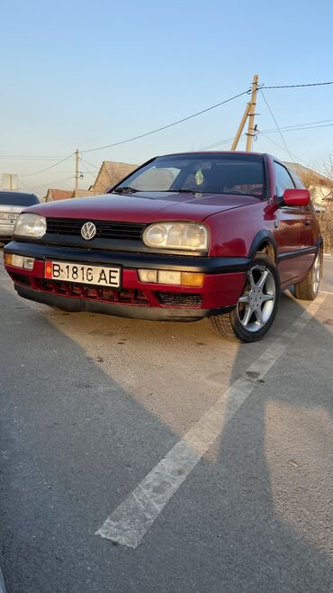 Volkswagen: Volkswagen Golf: 1991 г., 1.8 л, Механика, Бензин